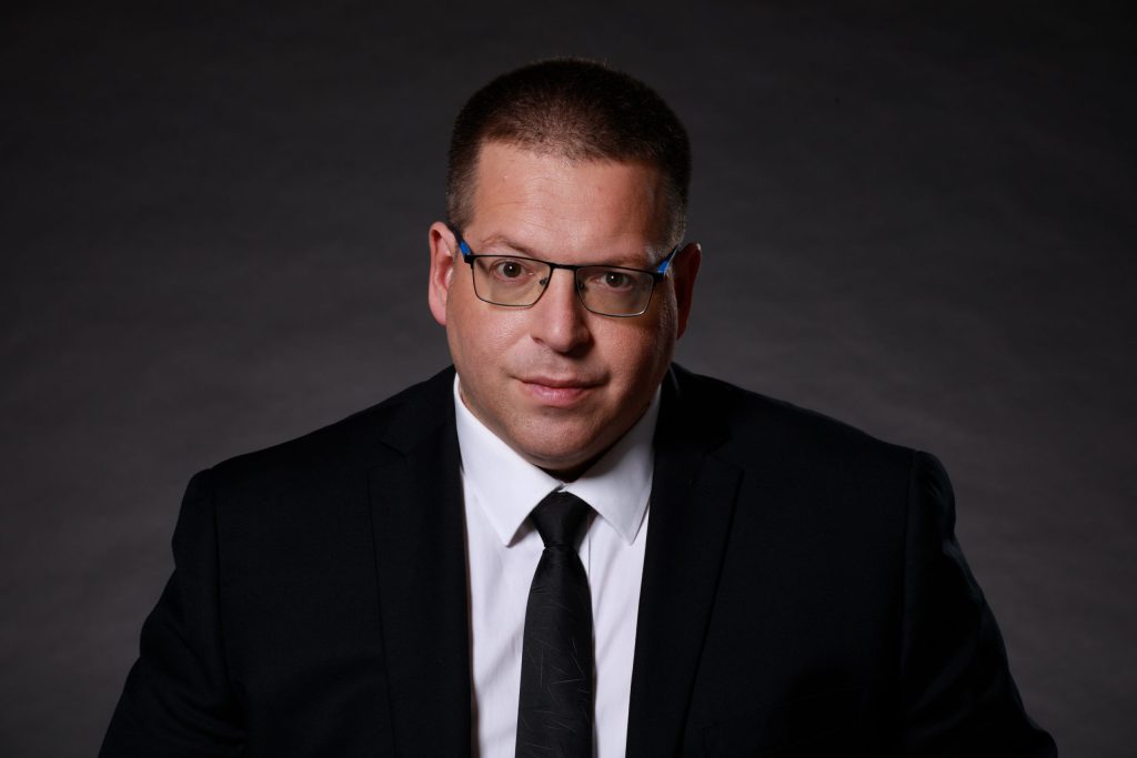 עורך דין אייל בסרגליק. עו"ד אייל בסרגליק